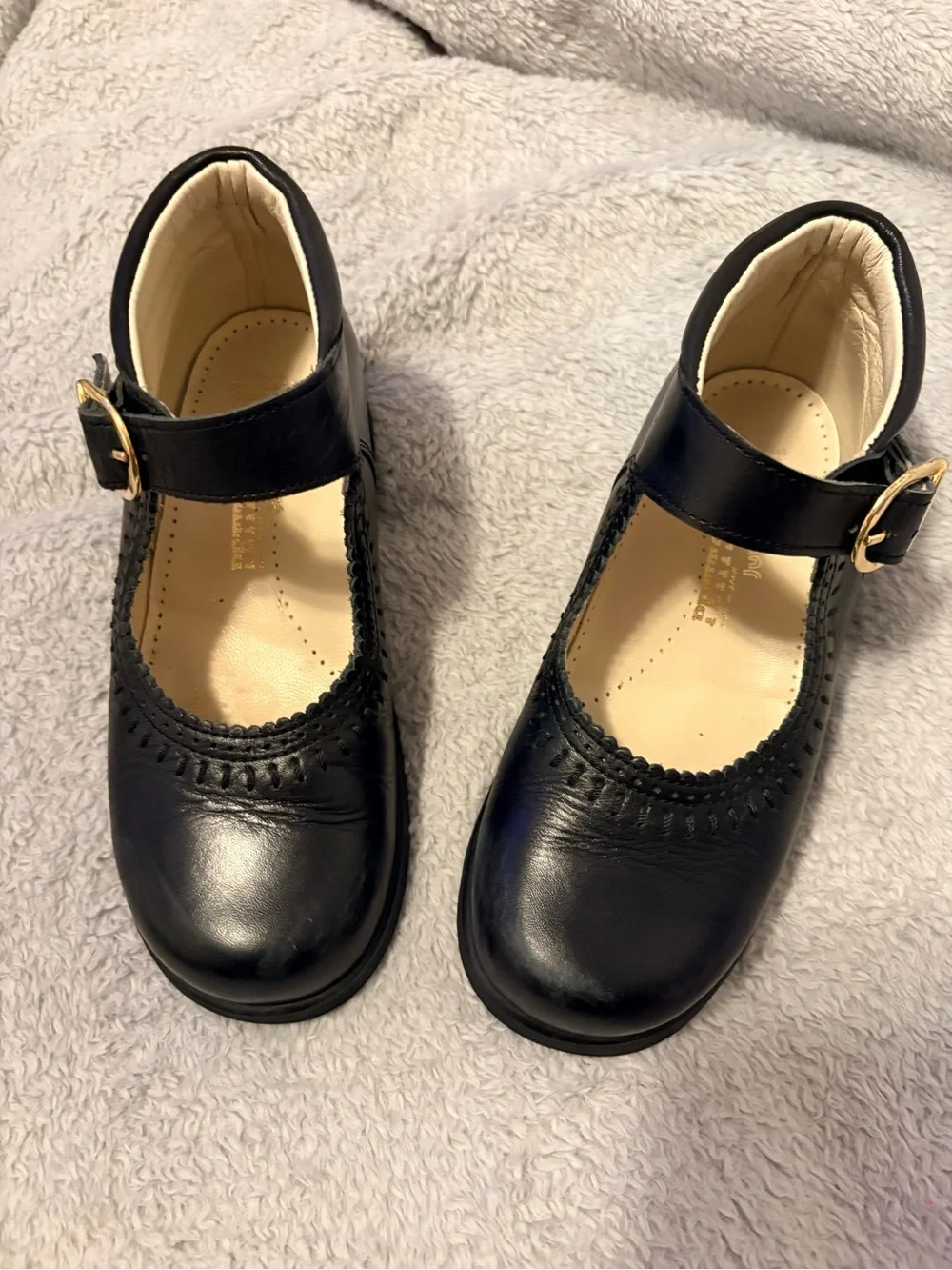Mary Jane’s by Petit Shoes sz 31
